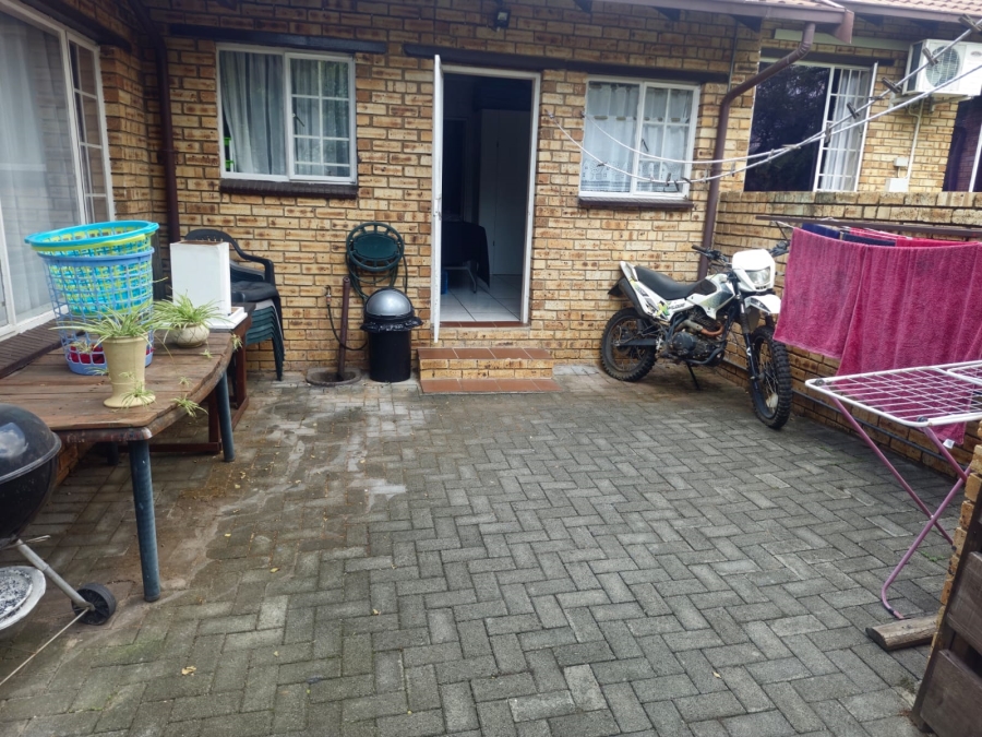 4 Bedroom Property for Sale in Safari Gardens North West